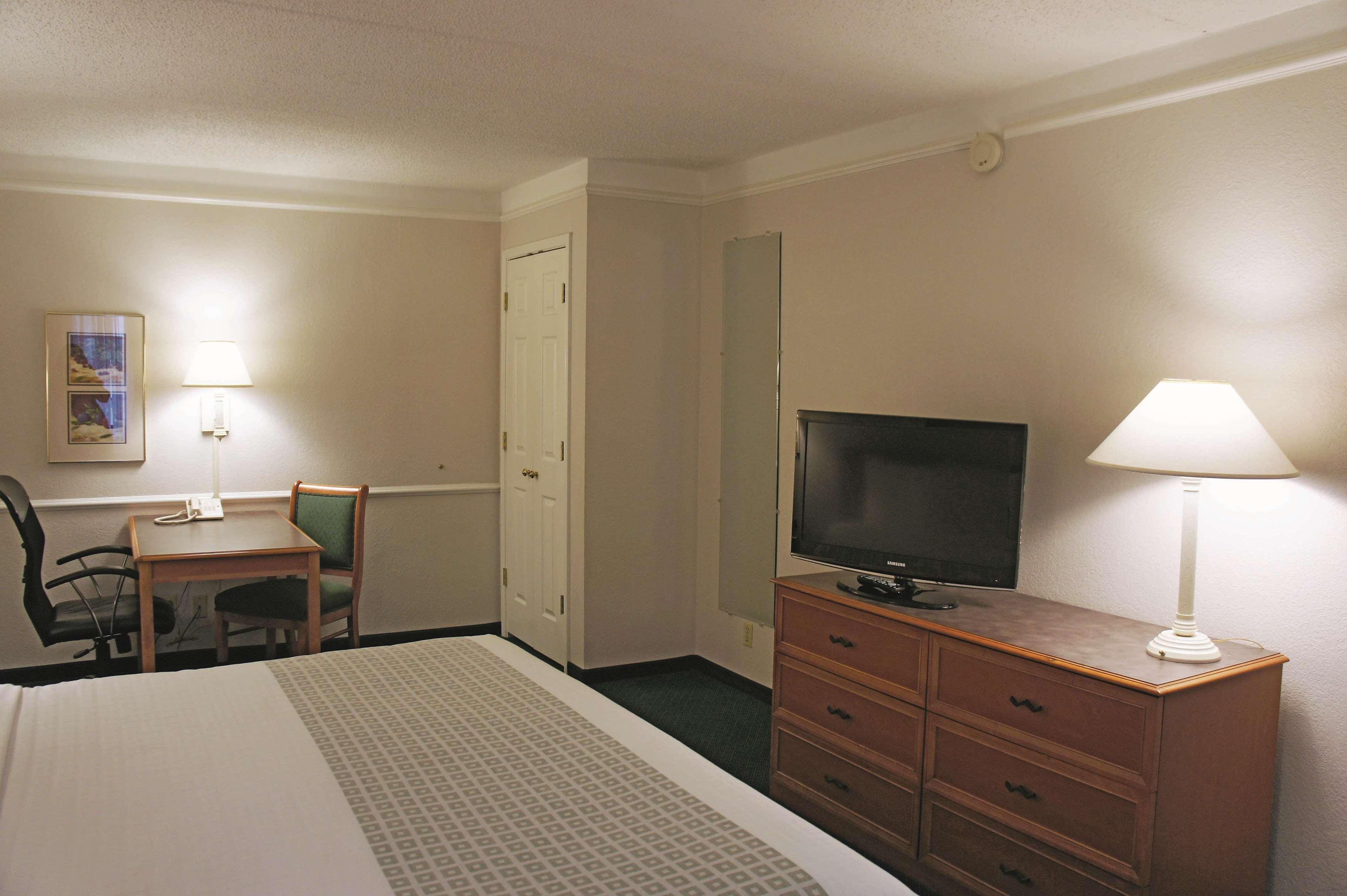 La Quinta Inn By Wyndham Farmington Ngoại thất bức ảnh