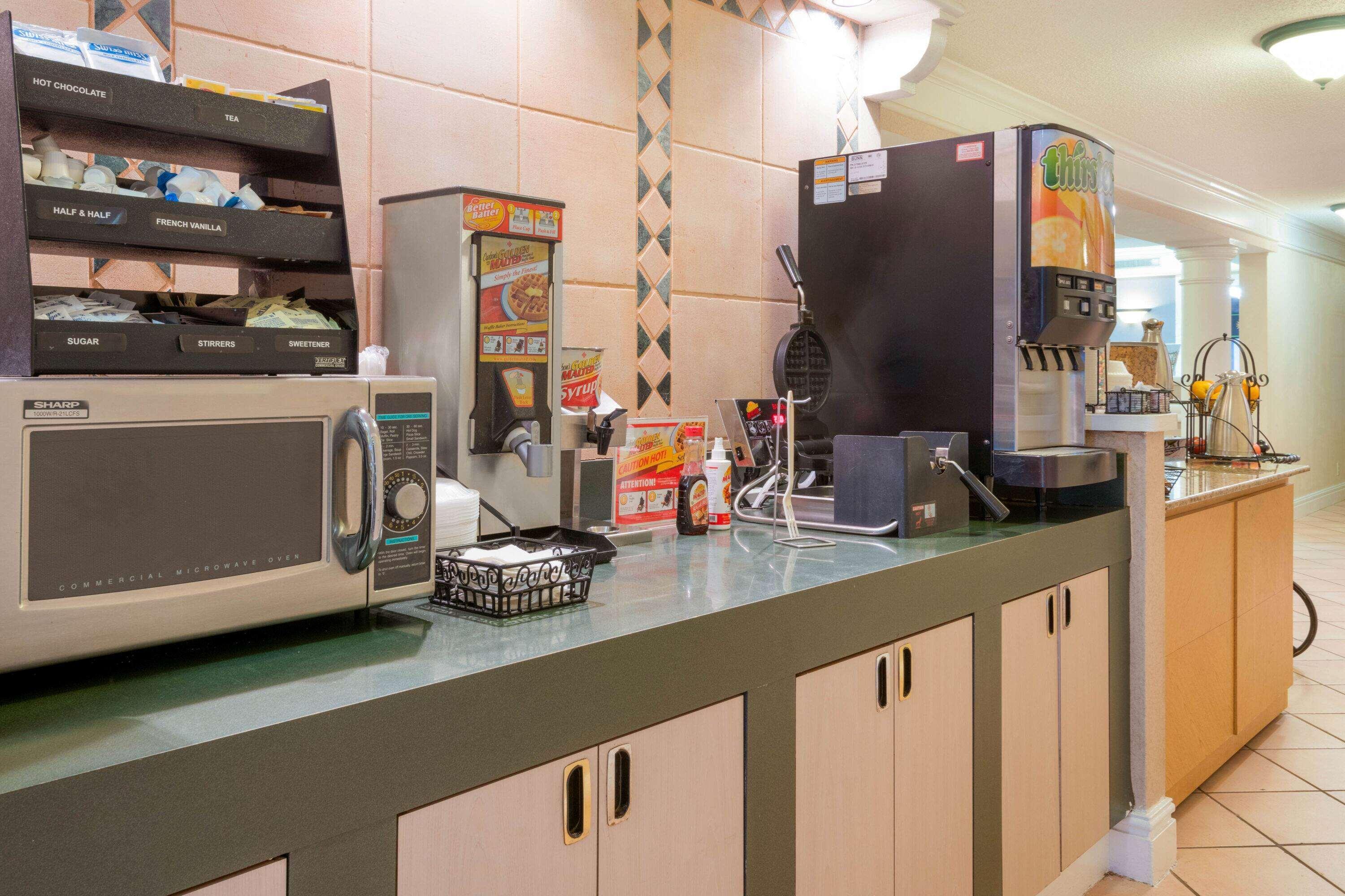La Quinta Inn By Wyndham Farmington Ngoại thất bức ảnh