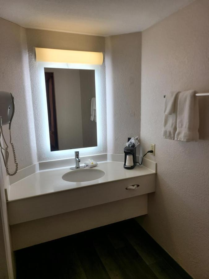 La Quinta Inn By Wyndham Farmington Ngoại thất bức ảnh