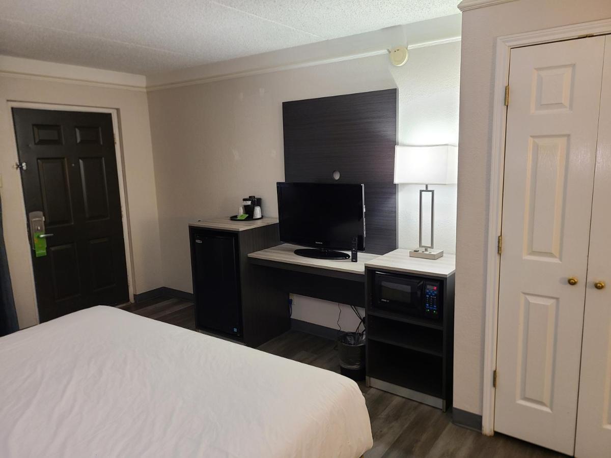 La Quinta Inn By Wyndham Farmington Ngoại thất bức ảnh
